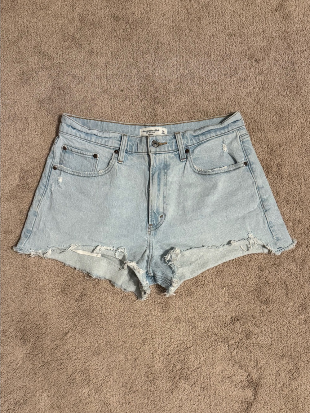 Abercrombie & Fitch The Mom Short High Rise